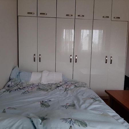 Ulpiana Apartment Centrum, Prishtine ภายนอก รูปภาพ